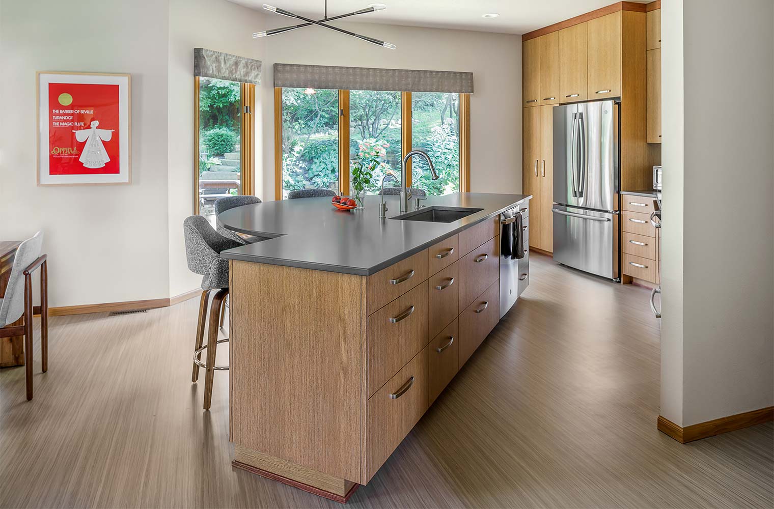 kitchen remodel Des Moines large island custom cabinets